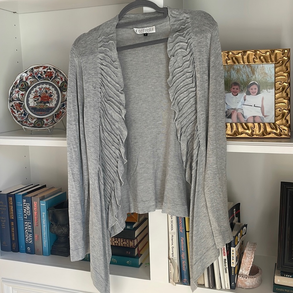 D. Terrell gray cardigan